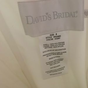 David’s Bridal Wedding Gown! Size 8!